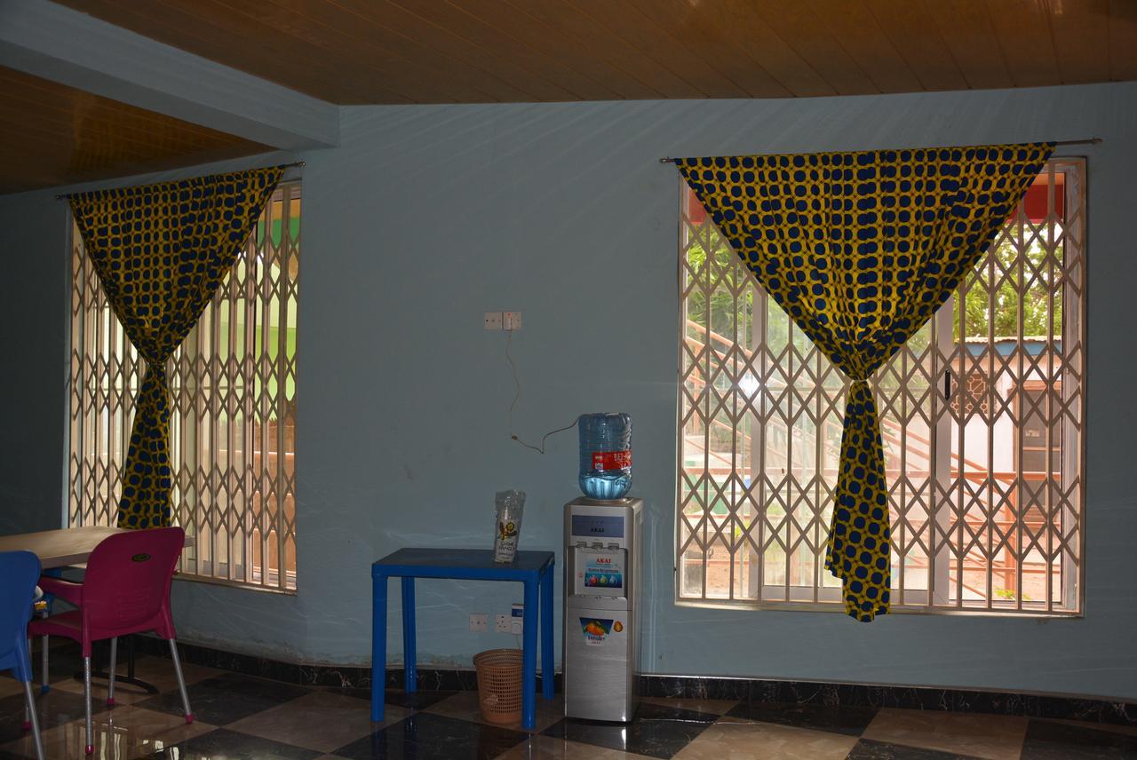 The Accra Backpackers Hostel Exterior photo